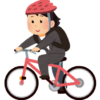 自転車通勤する女性