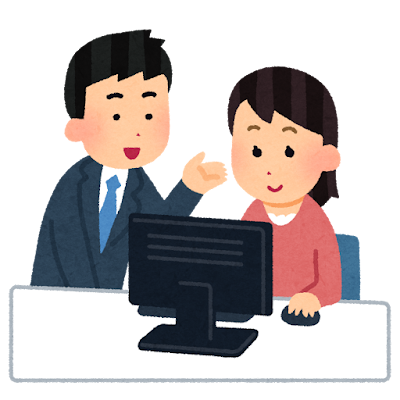 PC操作を学ぶ女性